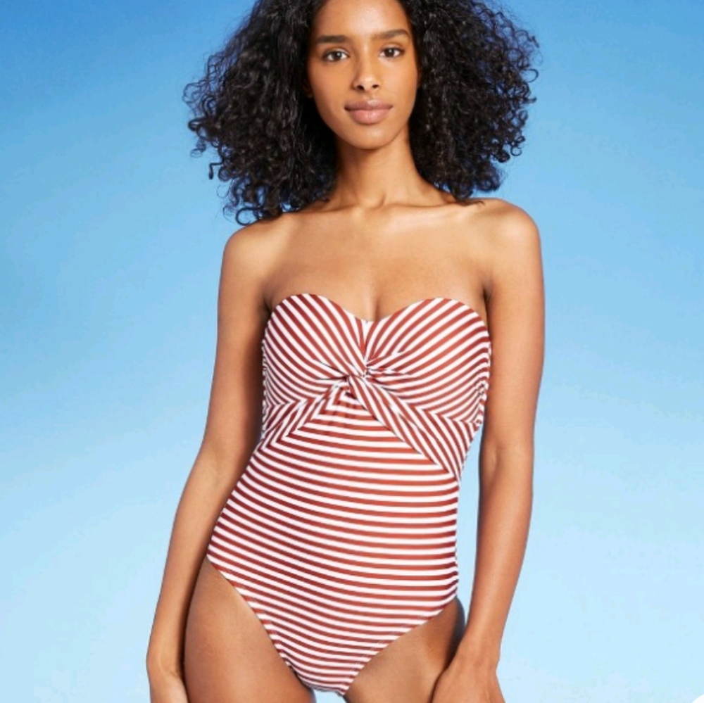 Women's Twist Bandeau Medium Coverage Swimsuit